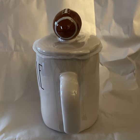 NWOT!! Rae Dunn coffee mug with lid - Picture 3 of 5